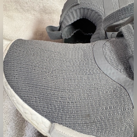Adidas NMD_R1 PK Primeknit Grey France USED size 7.5 - Picture 5 of 8
